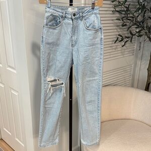 Cotton On - Light Blue Distressed Stretch Straight leg Jeans